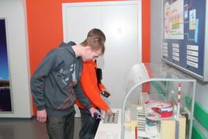 Фото к  Студенты ростовских вузов готовятся к сессии в Информационном центре по атомной энергии.