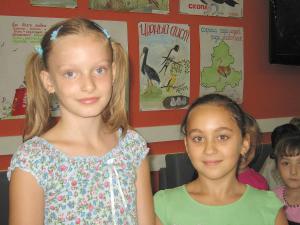 Фото к В ростовском информационном центре открылась новая экспозиция плакатов экологической направленности.