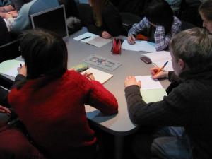 Фото к В информационном центре в дистанционном формате началась подготовка школьников к ЕГЭ по физике