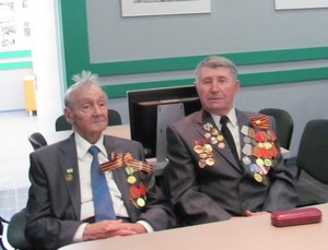 Фото к Встреча с ветеранами в преддверии Дня Победы.