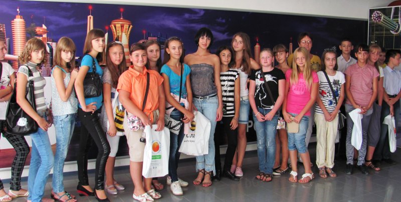 Фото к Веселые знайки в гостях у информационного центра