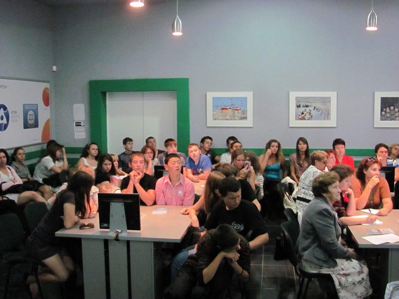 Фото к “Атомные встречи”