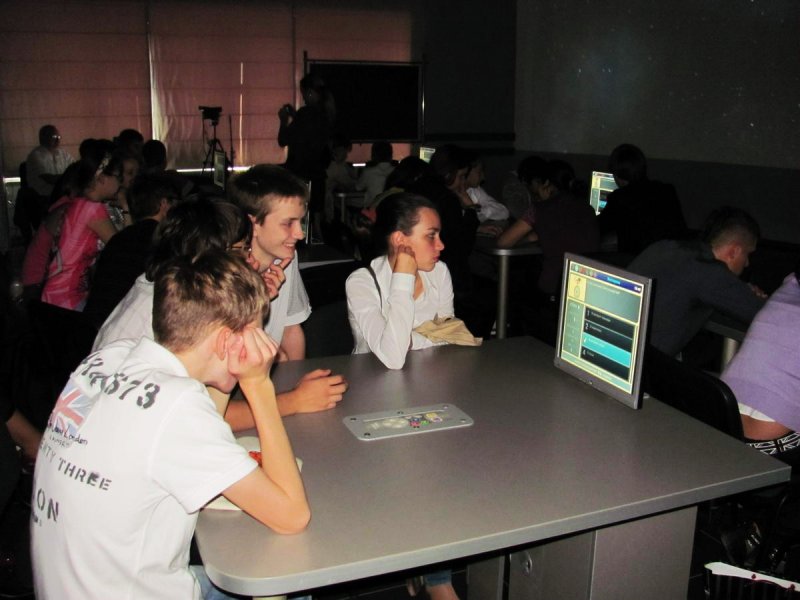 Фото к Второй Фестиваль науки Юга России начался экскурсиями в информационный центр по атомной энергии