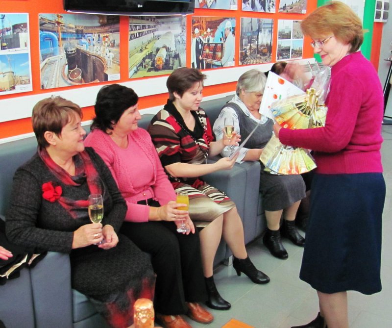 Фото к «Незабываемый День учителя»