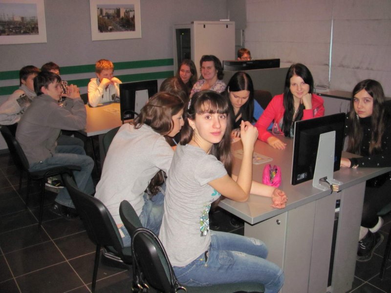 Фото к Старшеклассники и радиационную обстановку узнали, и в финал «Апельсина» вышли