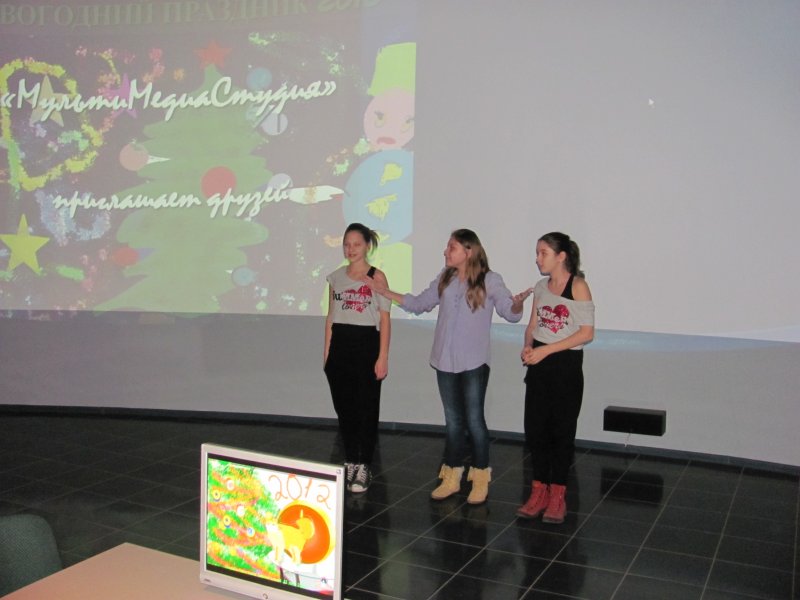 Фото к Новогодний праздник для «Бабушек он-лайн»