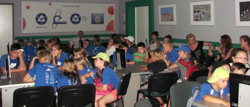 Фото к Пятидесятитысячный посетитель Информационного центра