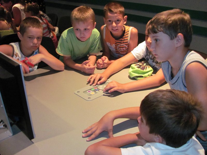 Фото к Всемирный день шахмат в информационном центре по атомной энергии