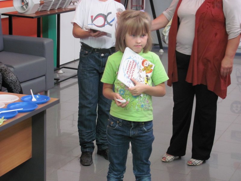 Фото к Социально-реабилитационный центр для несовершеннолетних в гостях у ростовского информационного центра по атомной энергии