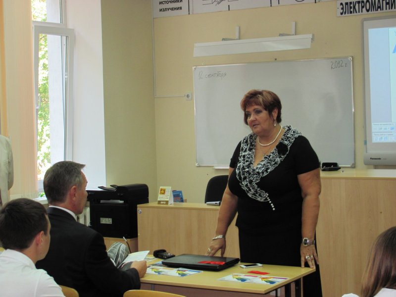 Фото к Информационный центр по атомной энергии Ростова-на-Дону принял участие в открытии первого в Южном регионе «атом-класса»