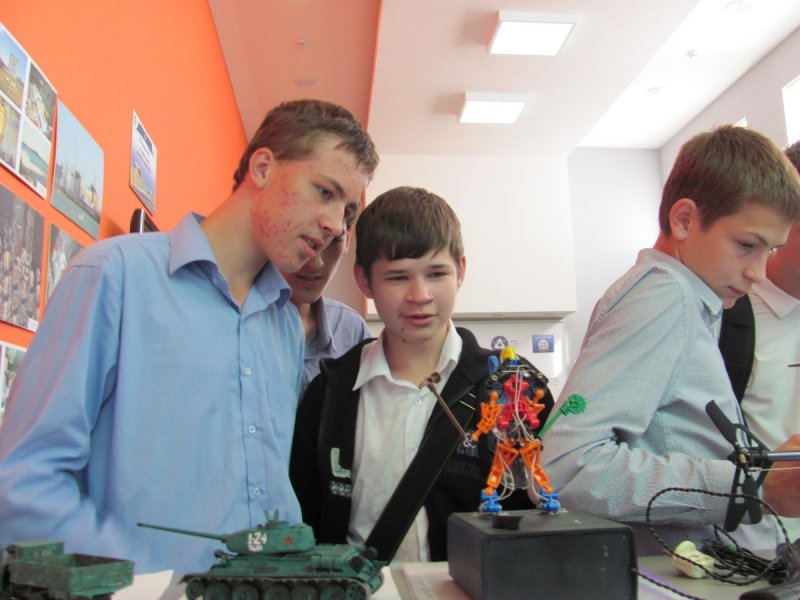 Фото к Фестиваль технического творчества «ТехноLand» в информационном центре по атомной энергии.