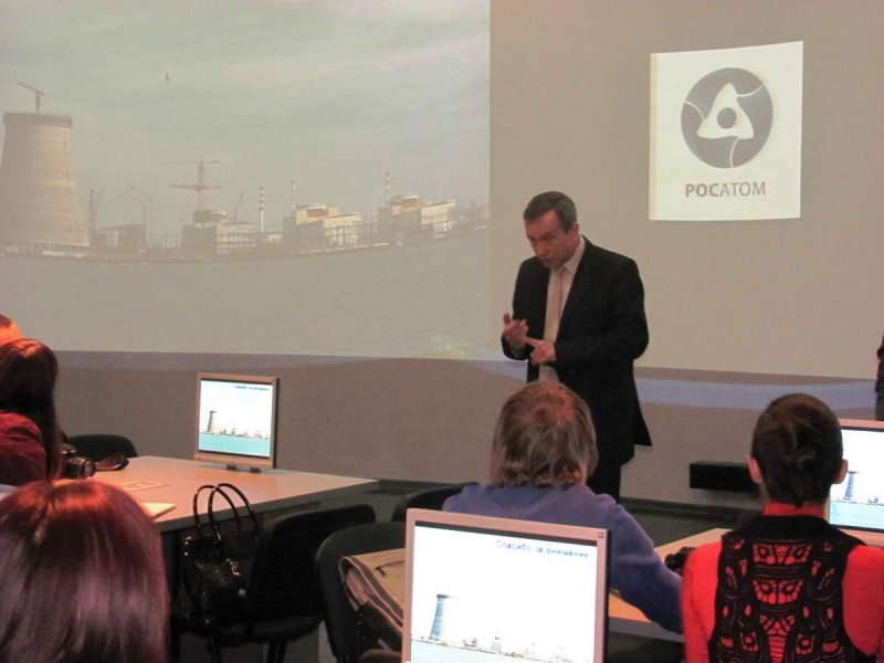 Фото к Информационный центр посетили журналисты трех областей центральной России