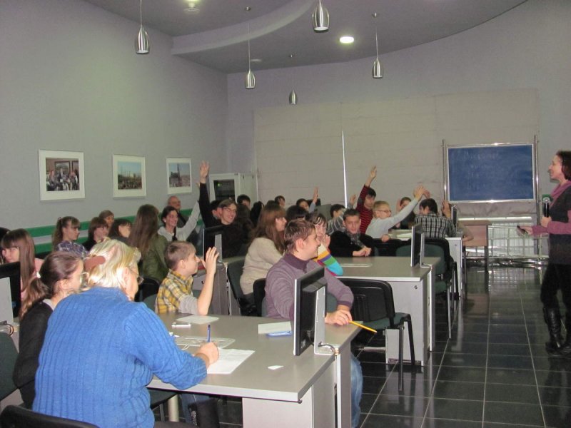 Фото к Первое заседание клуба «Апельсин» в новом году