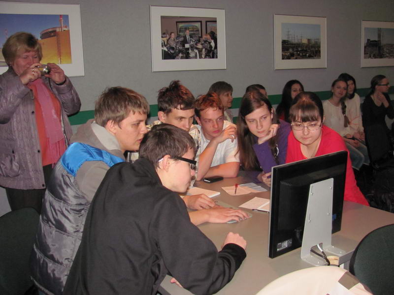 Фото к Школьники познакомились с сверхпроводимостью