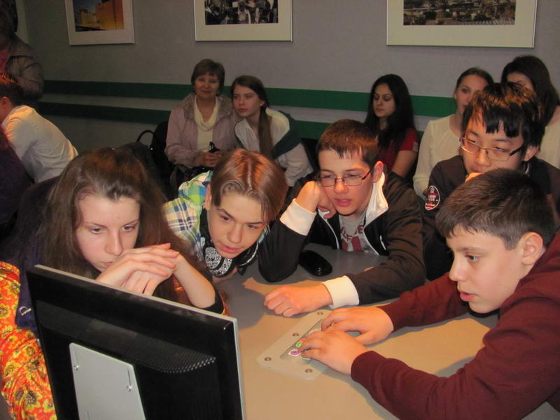 Фото к Школьники познакомились с сверхпроводимостью