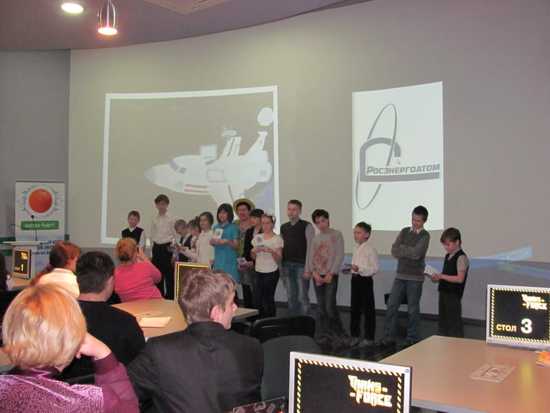 Фото к День космонавтики в информационном центре по атомной энергии