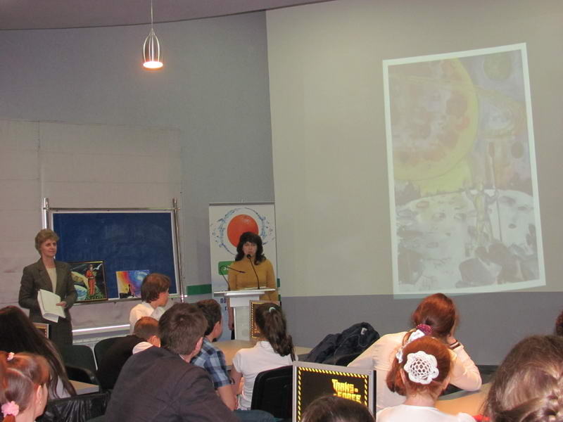 Фото к День космонавтики в информационном центре по атомной энергии