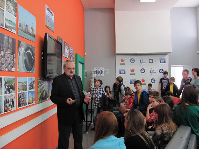 Фото к Физический марафон финишировал в информационном центре по атомной энергии