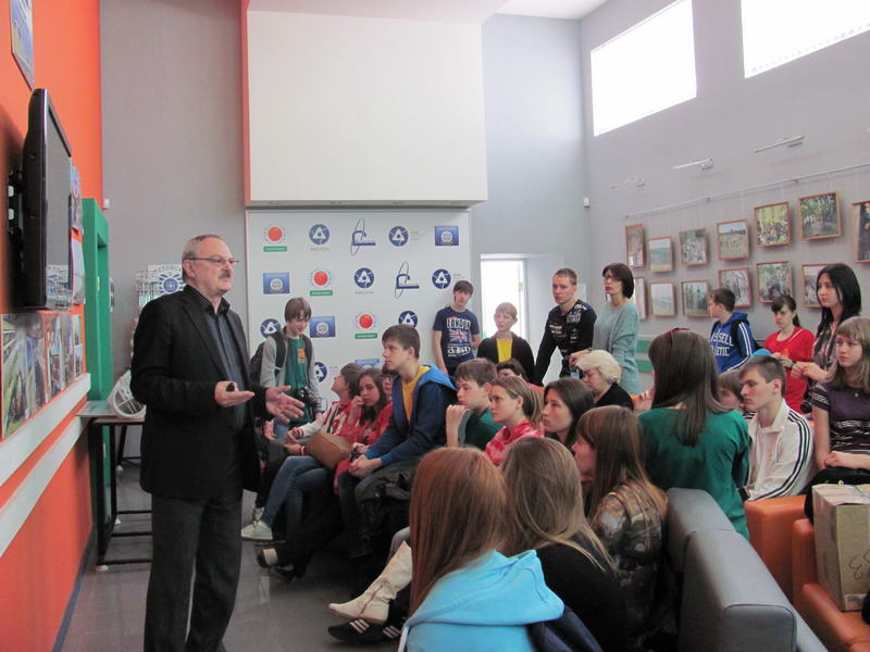 Фото к Физический марафон финишировал в информационном центре по атомной энергии