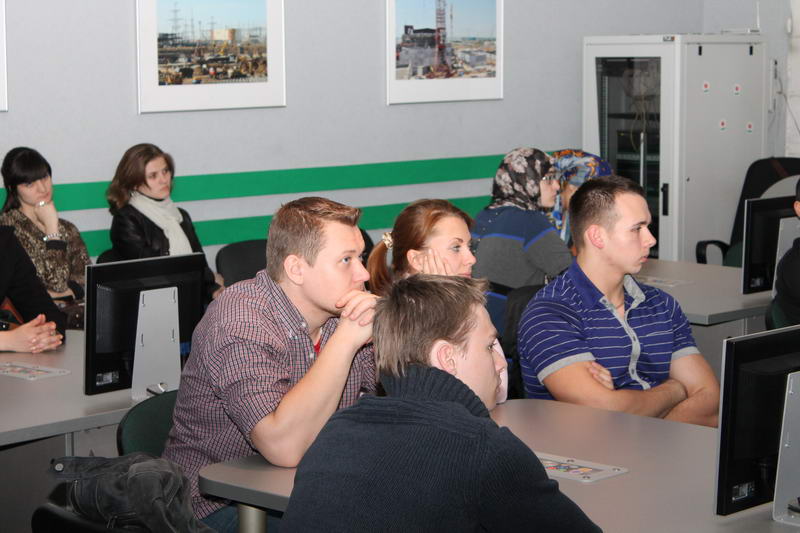 Фото к Будущие медики познакомились с Ростовской атомной станцией