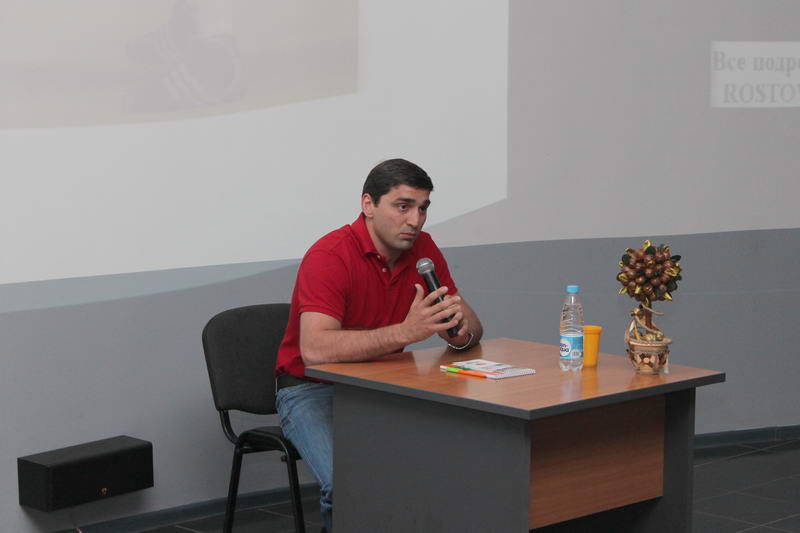 Фото к «Олимпийский урок» с Вартересом Самургашевым