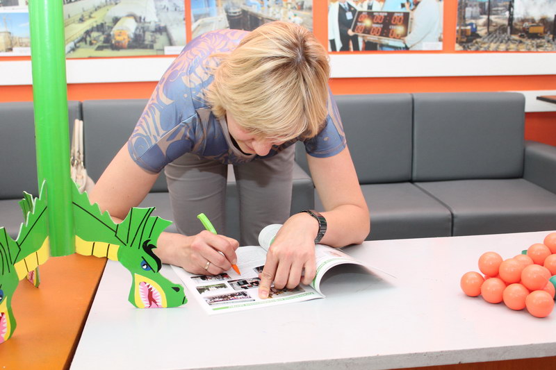 Фото к Олимпийская чемпионка призывает учиться