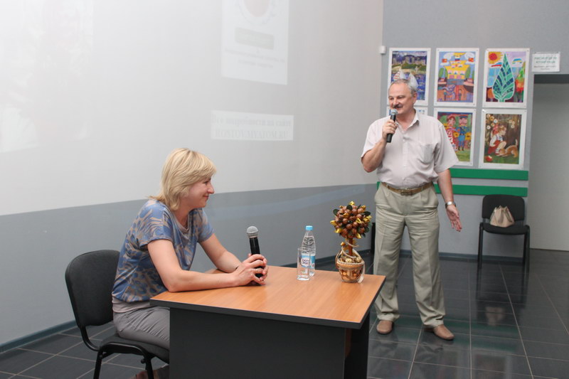 Фото к Олимпийская чемпионка призывает учиться