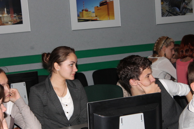 Фото к Очередное заседание клуба старшеклассников «Апельсин»