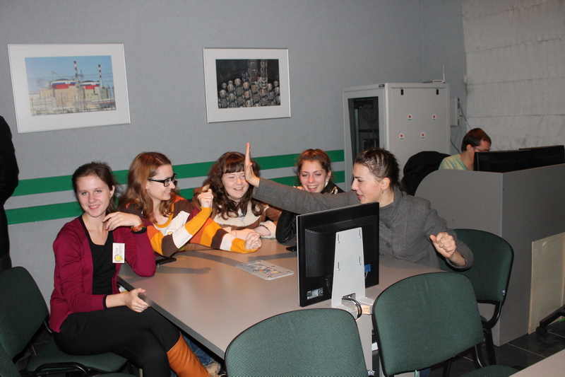 Фото к Будущие журналисты познакомились с миром атомной энергии