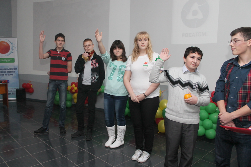 Фото к Новогодний финал в клубе «Умный апельсин»