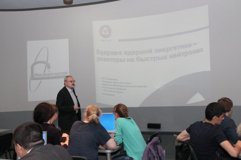 Фото к Клуб «Умный апельсин» подводит итоги»