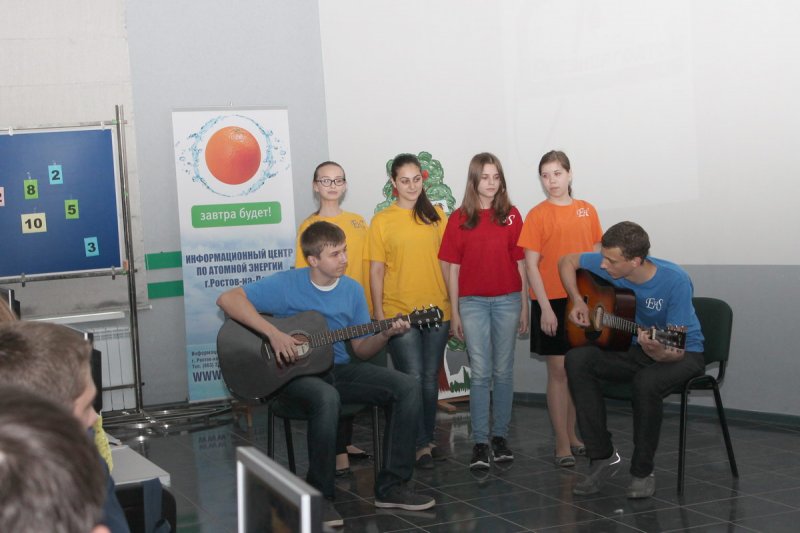 Фото к Весенний финал в клубе «Умный апельсин»