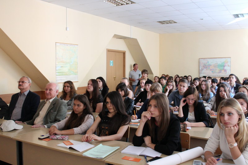 Фото к Студенты-первокурсники узнали, как создавался ядерный щит России