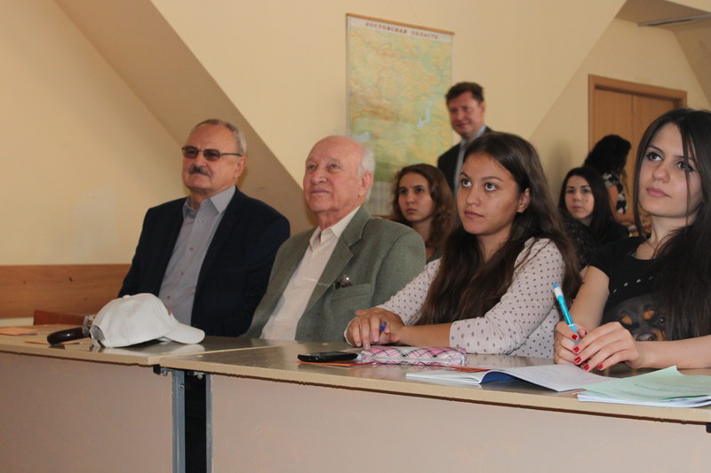 Фото к Студенты-первокурсники узнали, как создавался ядерный щит России