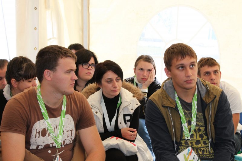 Фото к Ростовский информационный центр по атомной энергии принял участие в работе молодежного форума «Ростов-2014. Твой мир в движении!»