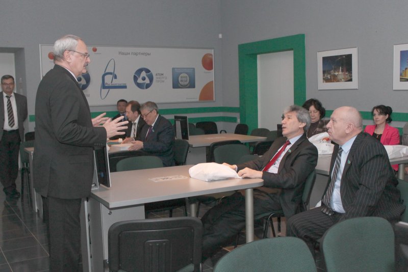 Фото к Парламентарии Республики Казахстан посетили информационный центр по атомной энергии г. Ростова-на-Дону