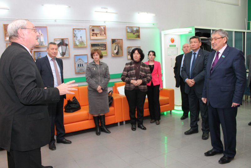 Фото к Парламентарии Республики Казахстан посетили информационный центр по атомной энергии г. Ростова-на-Дону