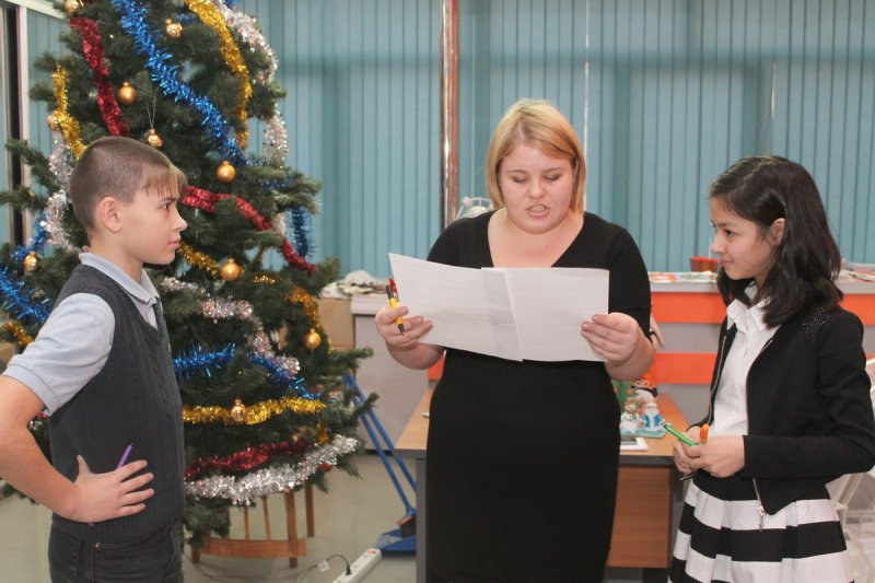 Фото к В информационном центре по атомной энергии прошла первая «Научная елка»