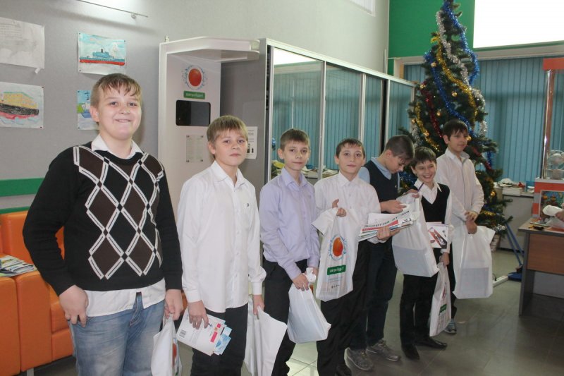 Фото к В информационном центре по атомной энергии прошла первая «Научная елка»