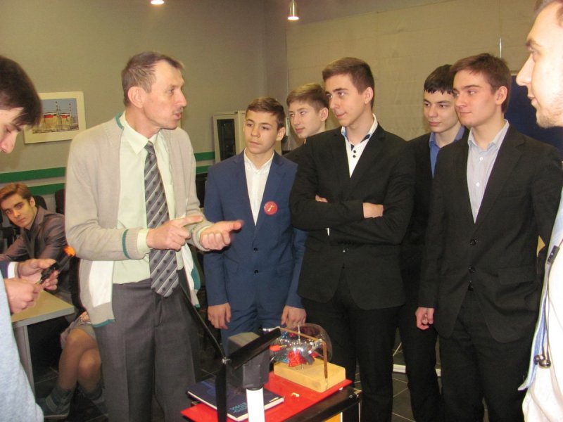 Фото к В информационном центре по атомной энергии прошел интерактивный урок по альтернативной энергетике