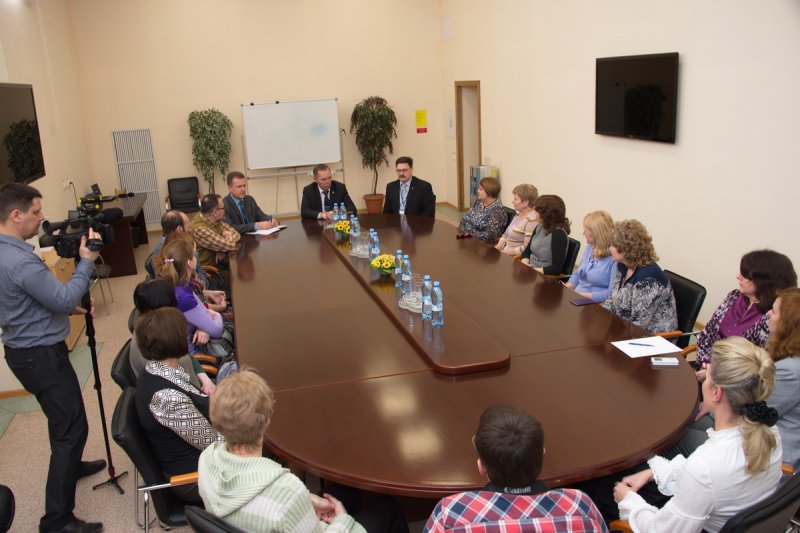 Фото к Более 600 человек посетили Информационный центр по атомной энергии г. Ростова-на-Дону в рамках Всероссийской  недели высоких технологий