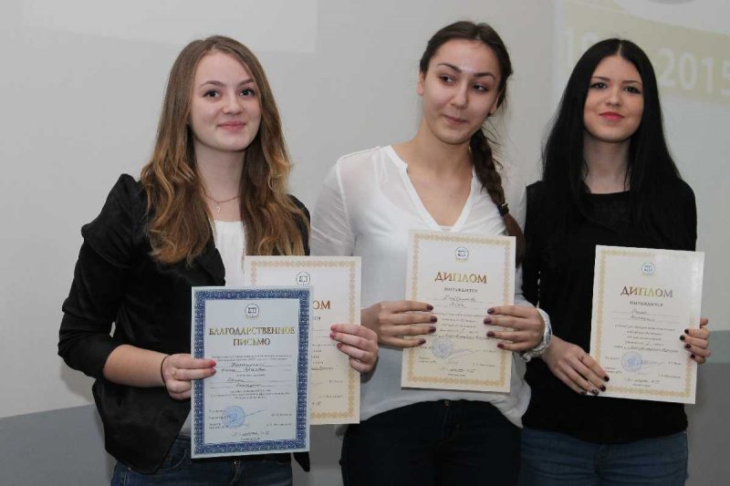 Фото к Около пятидесяти работ школьников были представлены на ежегодной учебно-практической конференции «От идеи до воплощения» в Информационном центре по атомной энергии