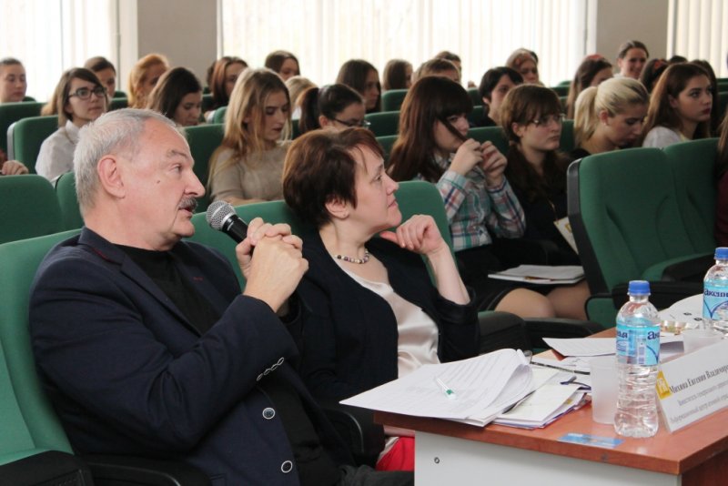 Фото к Более пятисот студентов и школьников приняли участие в конкурсе проектов  «PR в Ростове»