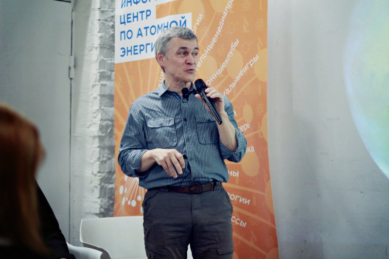 Фото к Фестиваль науки КСТАТИ начался разговорами о Марсе, бозонах и первооткрывателях