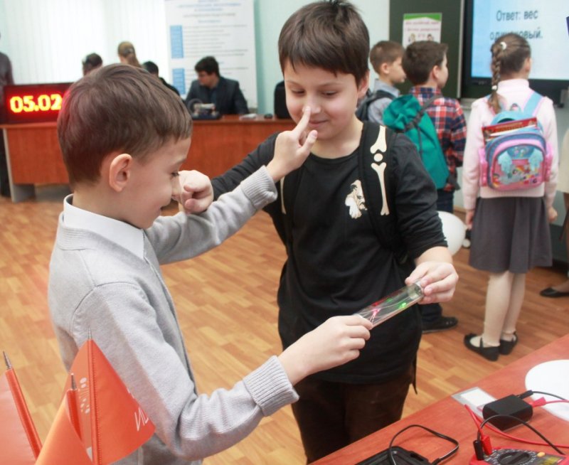Фото к В Ростове прошла неделя науки для школьников